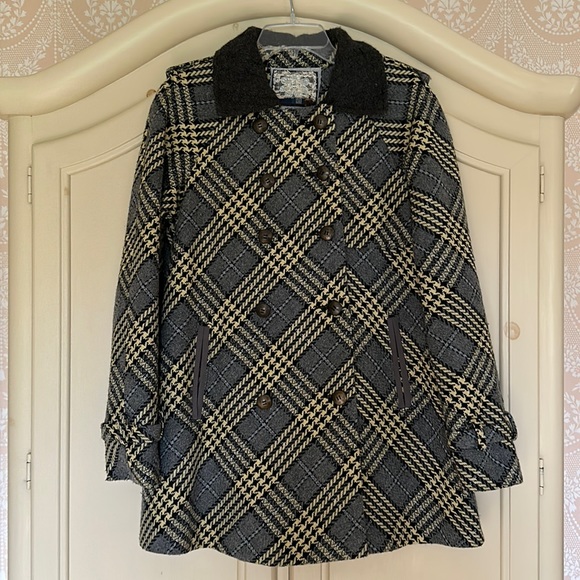 Free People Dpuble Breasted Coat Grey, Blues, Black, Pale Yellow Pockets SZ 8